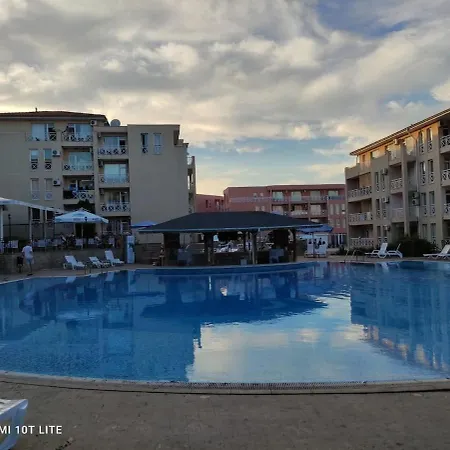 Family Flat 아파트 Tŭnkovo